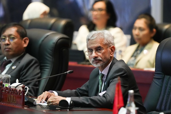 EAM Dr. Jaishankar calls for robust action to combat terrorism and cybercrime