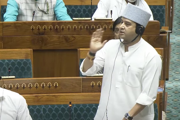 5G Spectrum Auction 2023-24 brought revenue of over Rs 11 thousand 340 crore to govt, Union Minister Jyotiraditya Scindia 