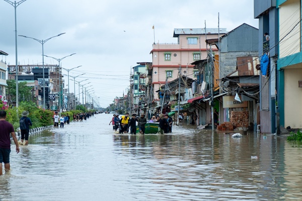 Flood situation improving in Manipur