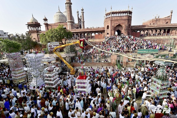 देशभरात आशुरा-ए-मुहर्रम निमित्त श्रद्धा आणि भक्तीपूर्ण कार्यक्रमांचं आयोजन