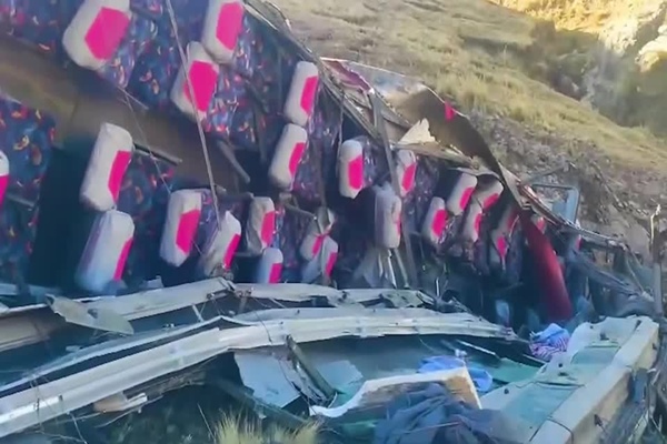 At least 26 people killed in a bus accident in Peru