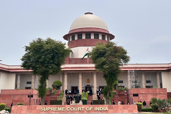 सर्वोच्च न्यायालय ने बिहार में नौकरियों और दाखिले में 65 प्रतिशत आरक्षण पर पटना उच्च न्यायालय के फैसले पर रोक लगाने से किया इंकार