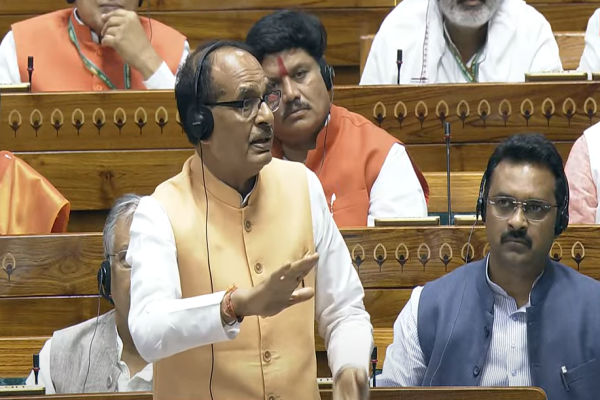 प्रधानमंत्री किसान सम्मान निधि योजना के तहत किसानों को वितरित किए गए 3.24 लाख करोड़ से अधिक रुपये: शिवराज सिंह चौहान