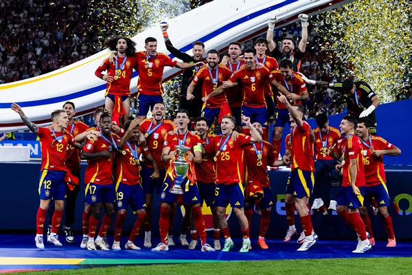 Spain Defeats England 2-1 To Clinch Record 4th European Soccer Championship Title