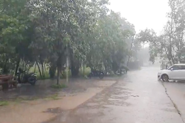 Met Department predicts heavy to very heavy rainfall across some places in Konkan and Madhya Maharashtra