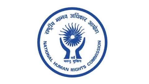 राष्ट्रीय मानवाधिकार आयोग की विशेष दूत सुचित्रा सिंहा ने कहा कि मानवाधिकार के प्रति लोगों को किया जा रहा है जागरूक