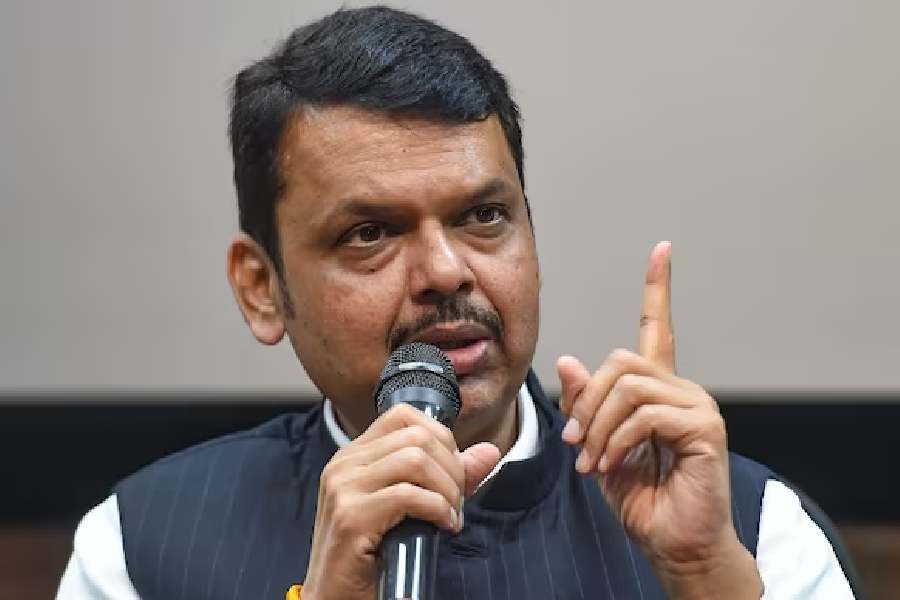 मराठा आरक्षणाबाबत निर्णय घेऊ देत नसल्याचा जरांगे पाटील यांचा आरोप उपमुख्यमंत्री देवेंद्र फडनवीस यांनी फेटाळला