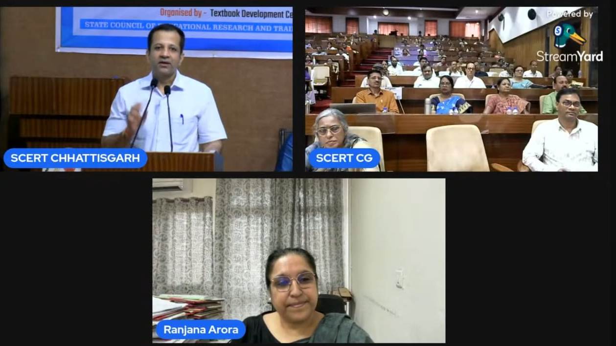छत्तीसगढ़ के स्कूलों में नई शिक्षा नीति के तहत पाठ्य-पुस्तकों में आवश्यक बदलाव लाने के लिए राज्य स्तरीय पाठ्य-पुस्तक लेखन उन्मुखीकरण कार्यशाला आयोजित की जा रही