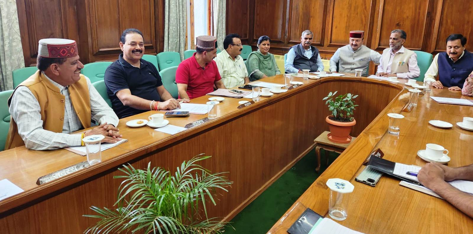 हिमाचल प्रदेश विधान सभा सचिवालय में सम्पन्न हुई लोक लेखा समिति की बैठकें