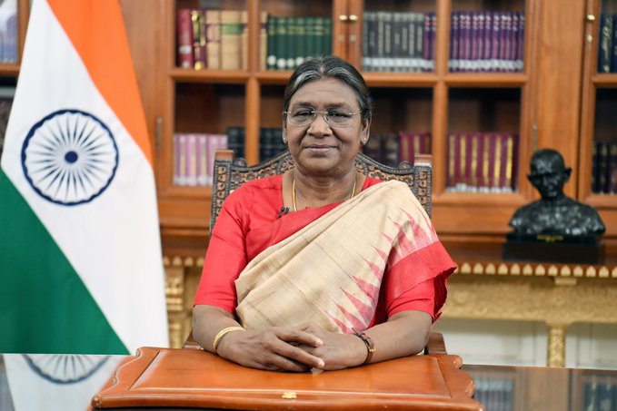 राष्ट्रपती द्रौपदी मुर्मू ५ ते १० ऑगस्टदरम्यान फिजी, न्यूझीलंड आणि टिमोर लेस्ट या तीन देशांच्या दौऱ्यावर