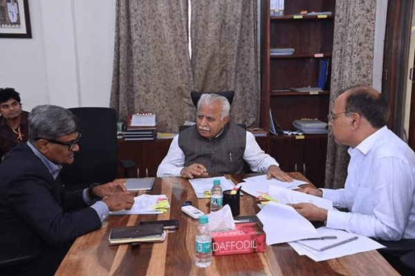 Manohar Lal Chairs High-Level Meeting to Review Preparations for Swachhata Hi Seva 2024 Campaign