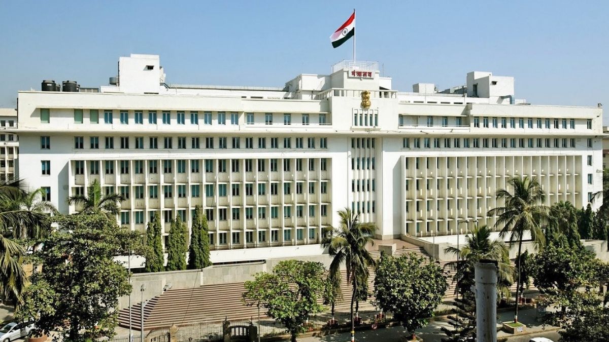 मराठवाड्यातल्या इनाम आणि देवस्थानच्या जमिनी वर्ग एक करण्याचा राज्य मंत्रिमंडळाचा निर्णय