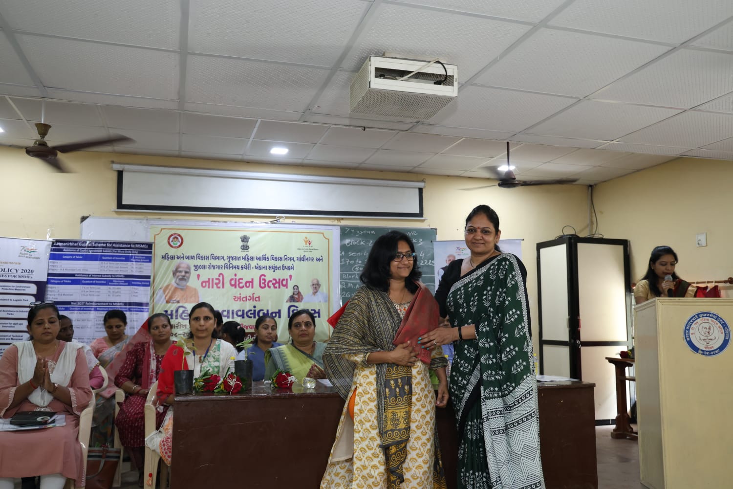 રાજ્યભરમાં નારી વંદન સપ્તાહની ઉજવણી કરવામાં આવી રહી છે