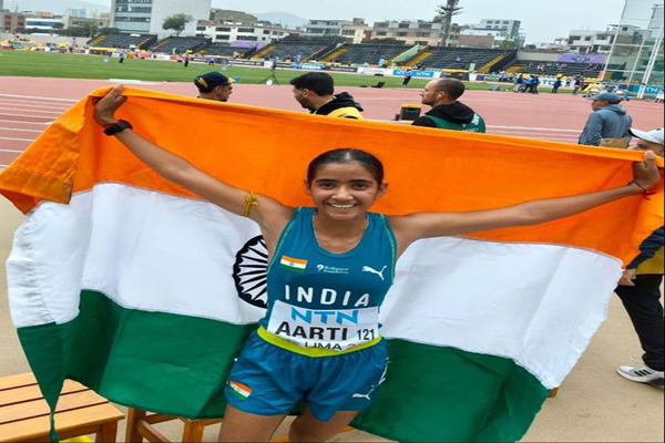 जागतिक अंडर-२० ॲथलेटिक्स चॅम्पियनशीपमध्ये १० हजार मीटर चालण्याच्या स्पर्धेत आरतीची कास्यपदकाला गवसणी