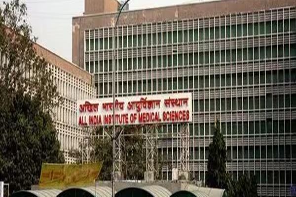 निवासी डॉक्टरांनी रुग्णांच्या हितासाठी पुन्हा कामावर रुजू होण्याचं एम्सचं आवाहन
