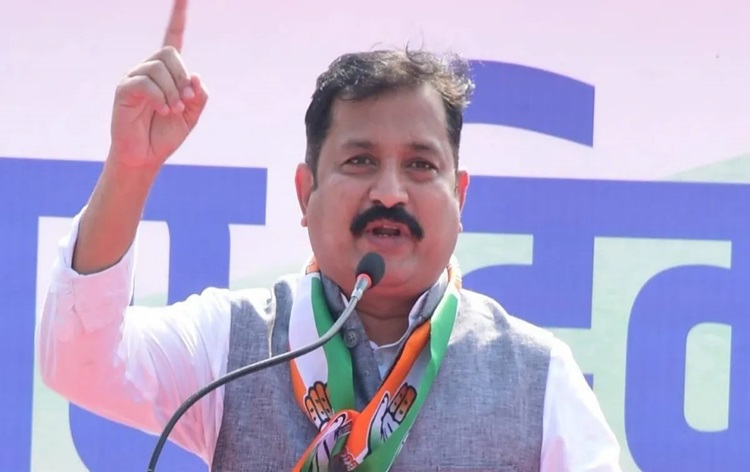 भाजपा हा संविधान आणि लोकशाही न मानणारा पक्ष – अतुल लोंढे