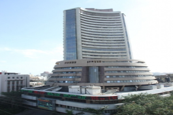 Sensex & Nifty End Positive in Volatile Trading