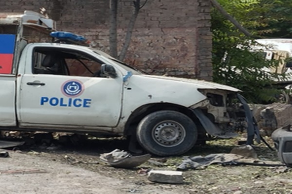 Pakistan: Explosive attack in Khyber Pakhtunkhwa, four people including two policemen injured