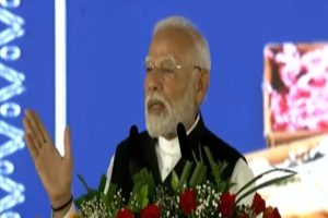 प्रधानमंत्री नरेंद्र मोदी ने महाराष्ट्र के जलगांव में 11 लाख नई लखपति दीदियों को प्रमाण पत्र वितरित किए   