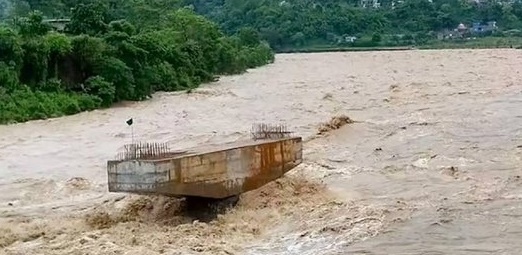Nepal: Monsoon winds continue to affect weather conditions across country