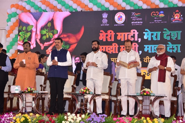 Maharashtra CM Eknath Shinde launches Har Ghar Tiranga campaign in Mumbai 