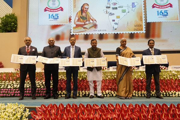 FM calls for simple and straight forward IT notices to common man      