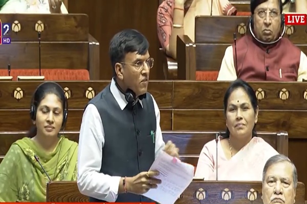 India has 165 ESI Hospitals & 1,695 Dispensaries, with Over 12,117 Medical Staff: Labour Minister  
