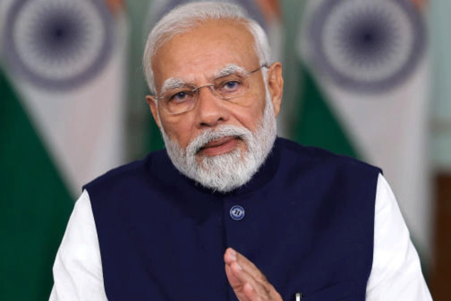 وزیر اعظم نریندر مودی آج ممبئی میں عالمی فِن ٹیک فیسٹ سے خطاب کریں گے۔ وہ مہاراشٹر کے پال گھر ضلعے میں 76 ہزار کروڑ روپے کی مالیت کے Vadhvan بندرگاہ پروجیکٹ کا سنگِ بنیاد بھی رکھیں گے۔