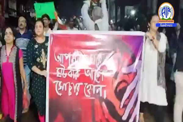 Widespread agitations erupt across West Bengal as goons attack people protesting brutal rape and murder of a doctor in Kolkata
