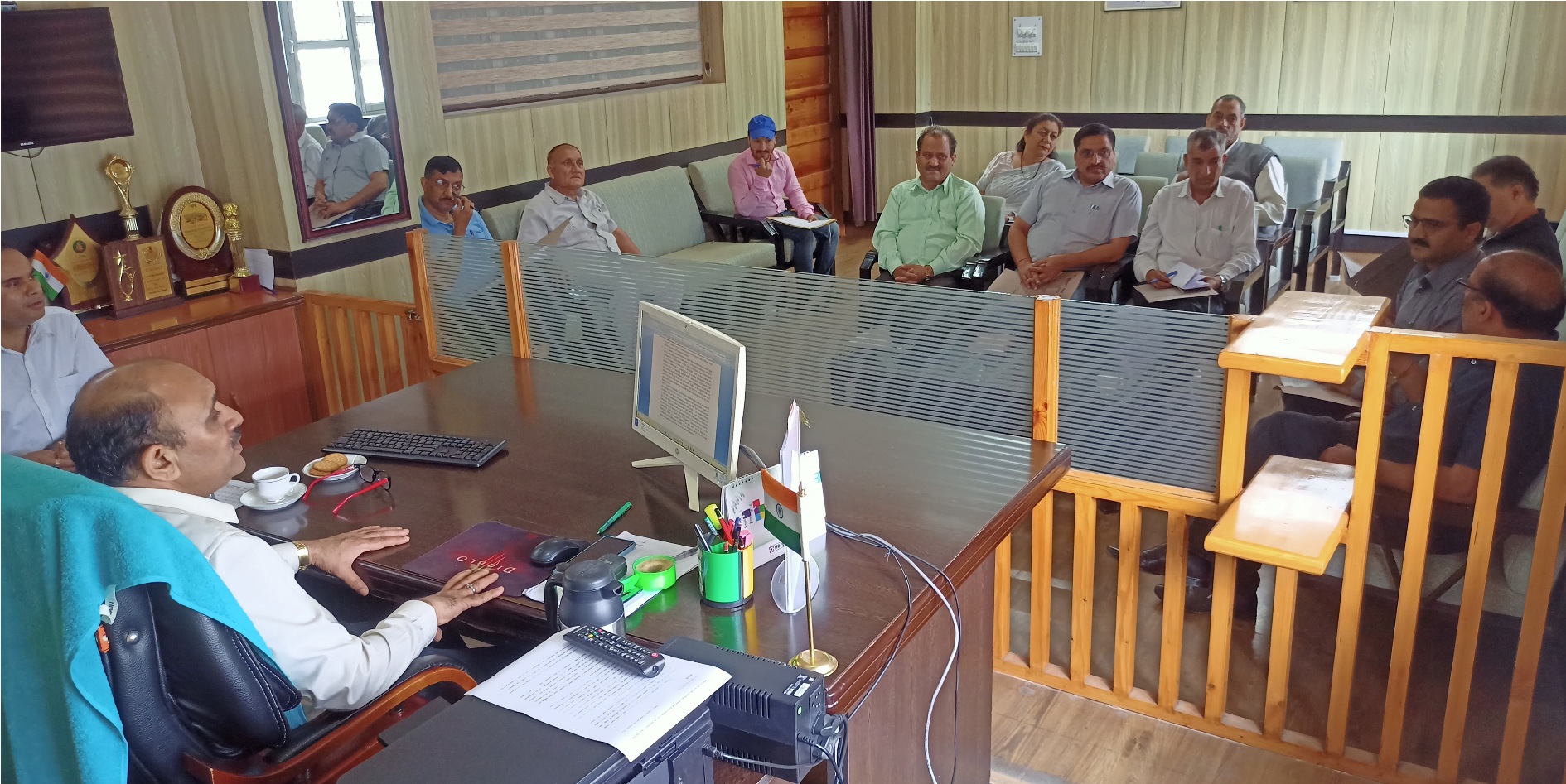 नशीले पदार्थों का अवैध कारोबार करने वालों की सूचना तुरंत पुलिस व स्थानीय प्रशासन को दें: एसडीएम मनीश चौधरी