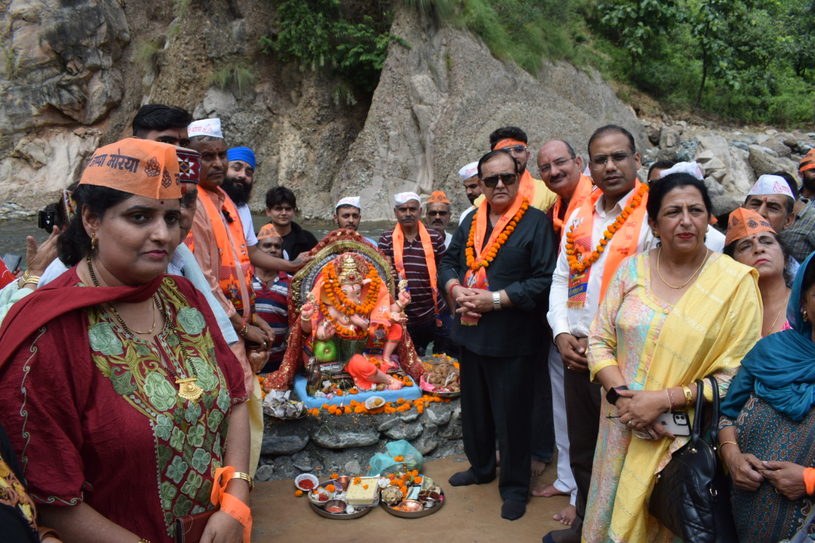 विधानसभा अध्यक्ष कुलदीप सिंह पठानिया ने  स्वामी श्री हरि गिरि सन्यास आश्रम ककीरा के तत्वावधान में आयोजित गणपति मूर्ति विसर्जन कार्यक्रम में हिस्सा लिया
