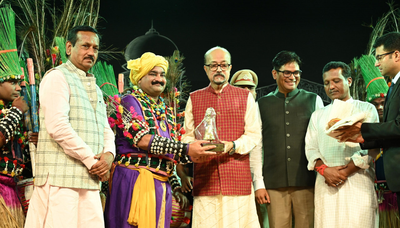 छत्तीसगढ़ के रायगढ़ में आयोजित 39वें चक्रधर समारोह का कल सोमवार को समापन हुआ