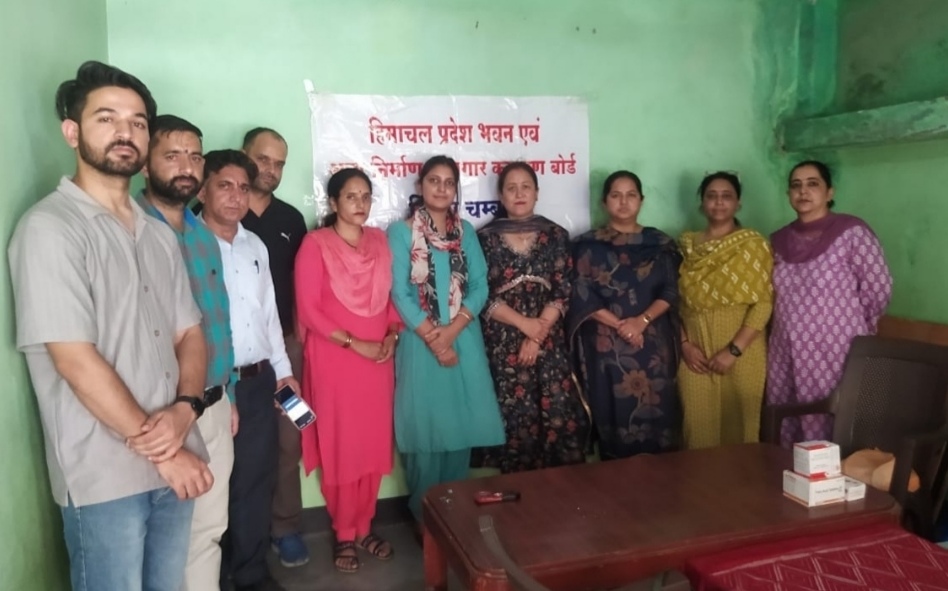 धरवाला में कामगारों के लिए निशुल्क स्वास्थ्य जाँच शिविर का आयोजन