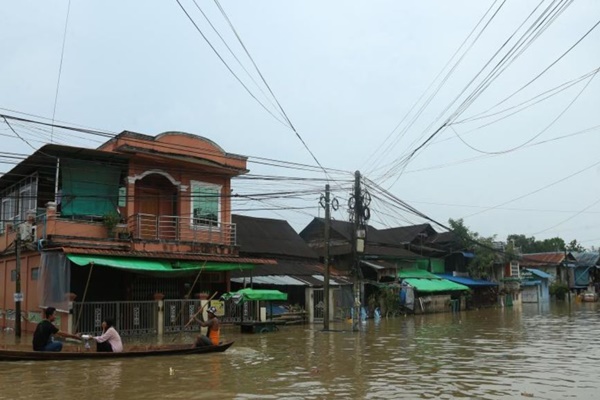 33 killed and 235,000 displaced in Myanmar due to floods and landslides caused by Typhoon Yagi