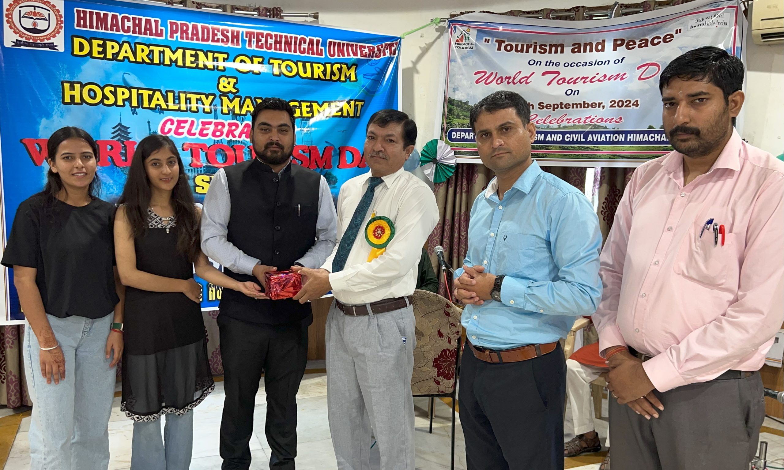 हिमाचल प्रदेश तकनीकी विश्वविद्यालय के विद्यार्थियों ने मनाया विश्व पर्यटन दिवस