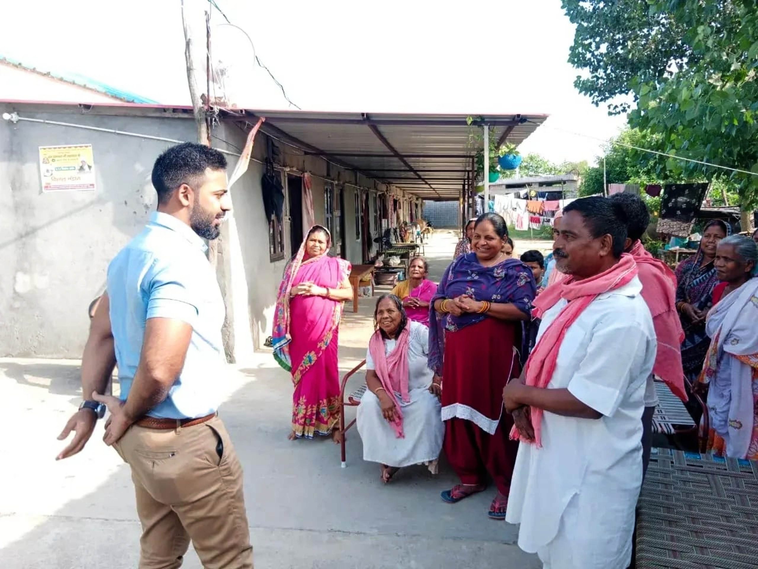 उपायुक्त जतिन लाल ने मां छिन्नमस्तिका कुष्ठ आश्रम सोसाइटी कोटला खुर्द का किया दौरा