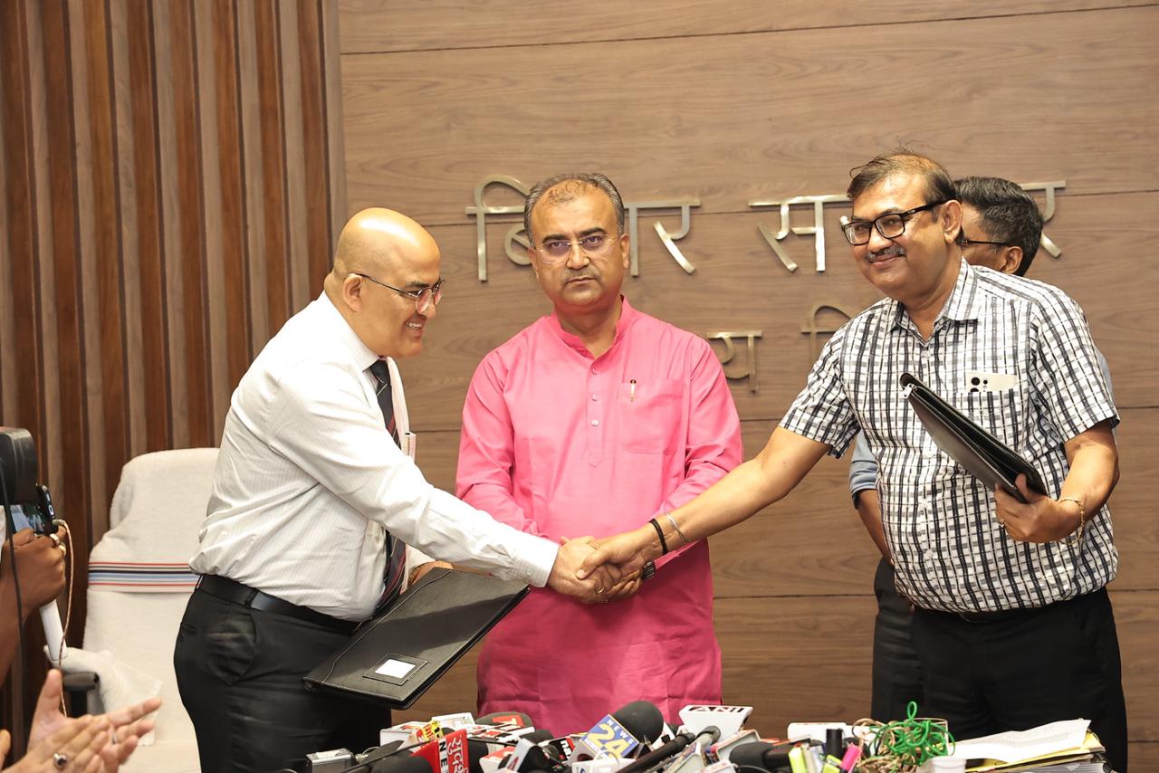एम्स दरभंगा के लिए बिहार सरकार ने शेष सैंतीस एकड़ से अधिक जमीन हस्तांरित की 