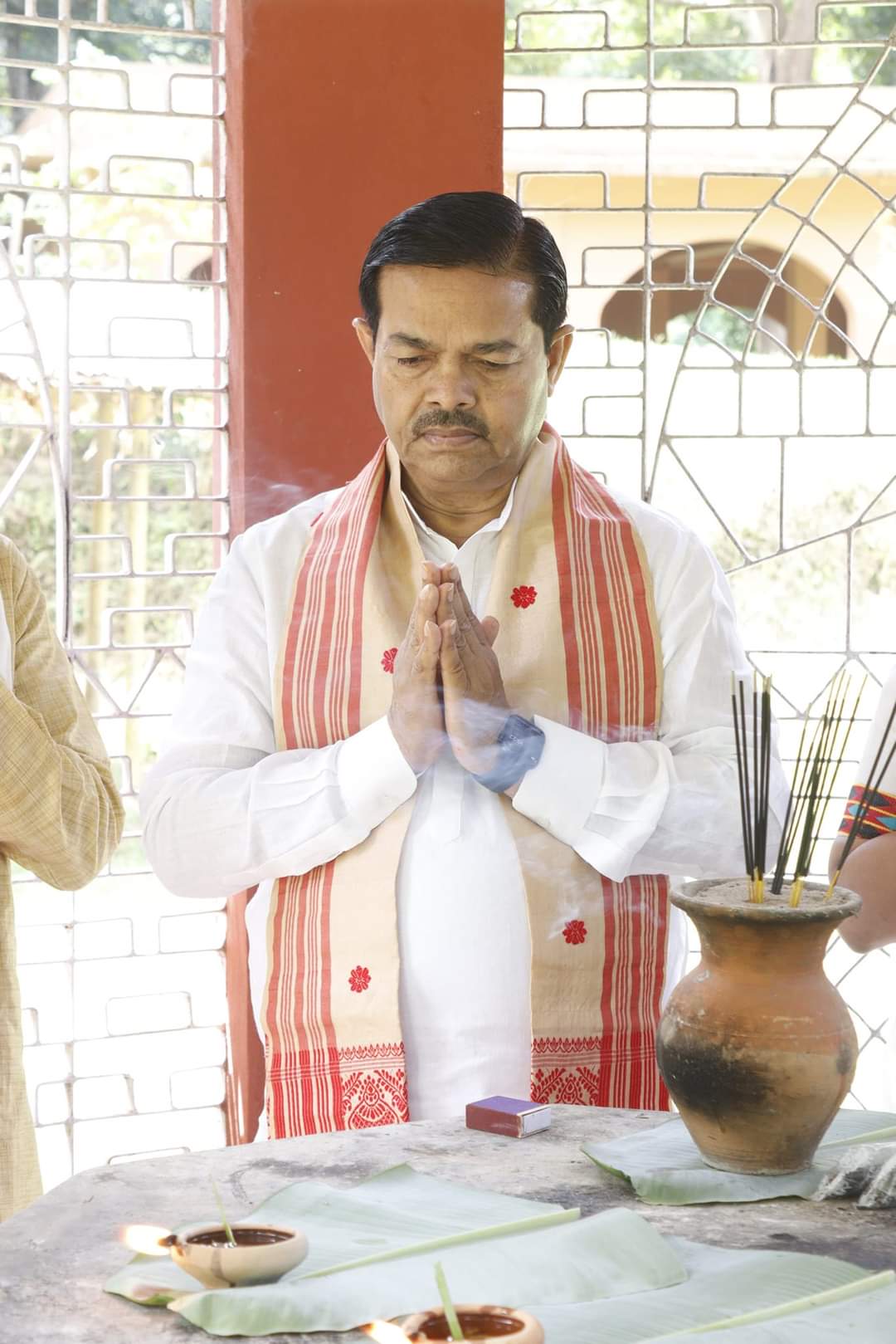 কেন্দ্ৰীয় ৰাজ্য মন্ত্ৰী বি এল বার্মাৰ বিশ্ব ঐতিহ্য ক্ষেত্ৰ চৰাইদেউ মৈদাম পৰিদৰ্শন