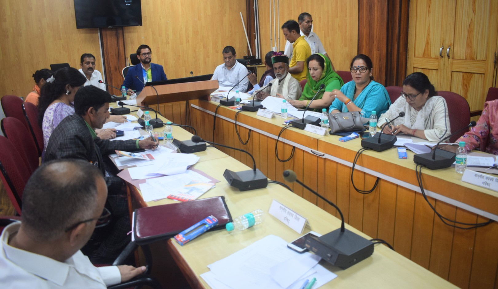 कुल्लू में किया गया जिला परिषद की त्रैमासिक बैठक का आयोजन
