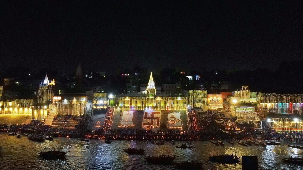 इस साल देव दीपावली पर वाराणसी में जलाए जाएंगे 12 लाख दीये