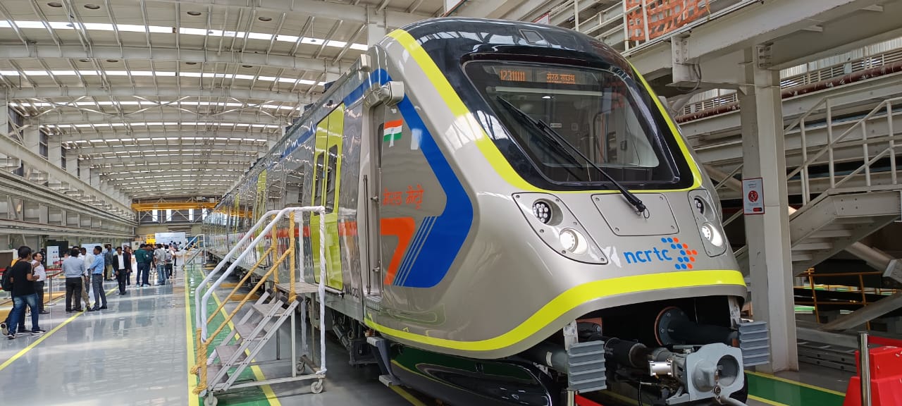 मेरठ मेट्रो के आधुनिक इंटीरियर और यात्री सुविधाओं का किया गया अनावरण