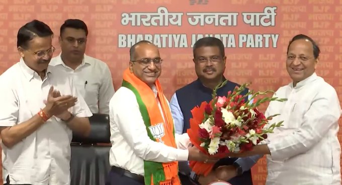 भाजपा में शामिल हुए बीजू जनता दल के पूर्व राज्यसभा सांसद सुजीत कुमार