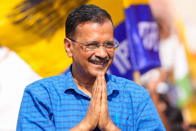 आम आदमी पार्टी के नेता अरविन्‍द केजरीवाल ने दिल्‍ली के मुख्‍यमंत्री पद से इस्‍तीफा दिया