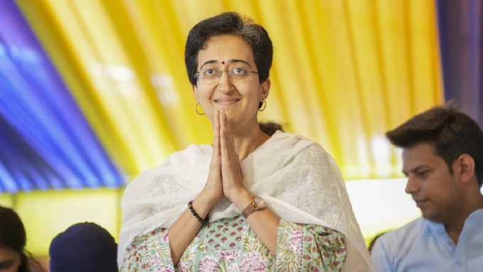 आम आदमी पार्टीच्या नेत्या आतिशी मार्लेना दिल्लीच्या नव्या मुख्यमंत्री