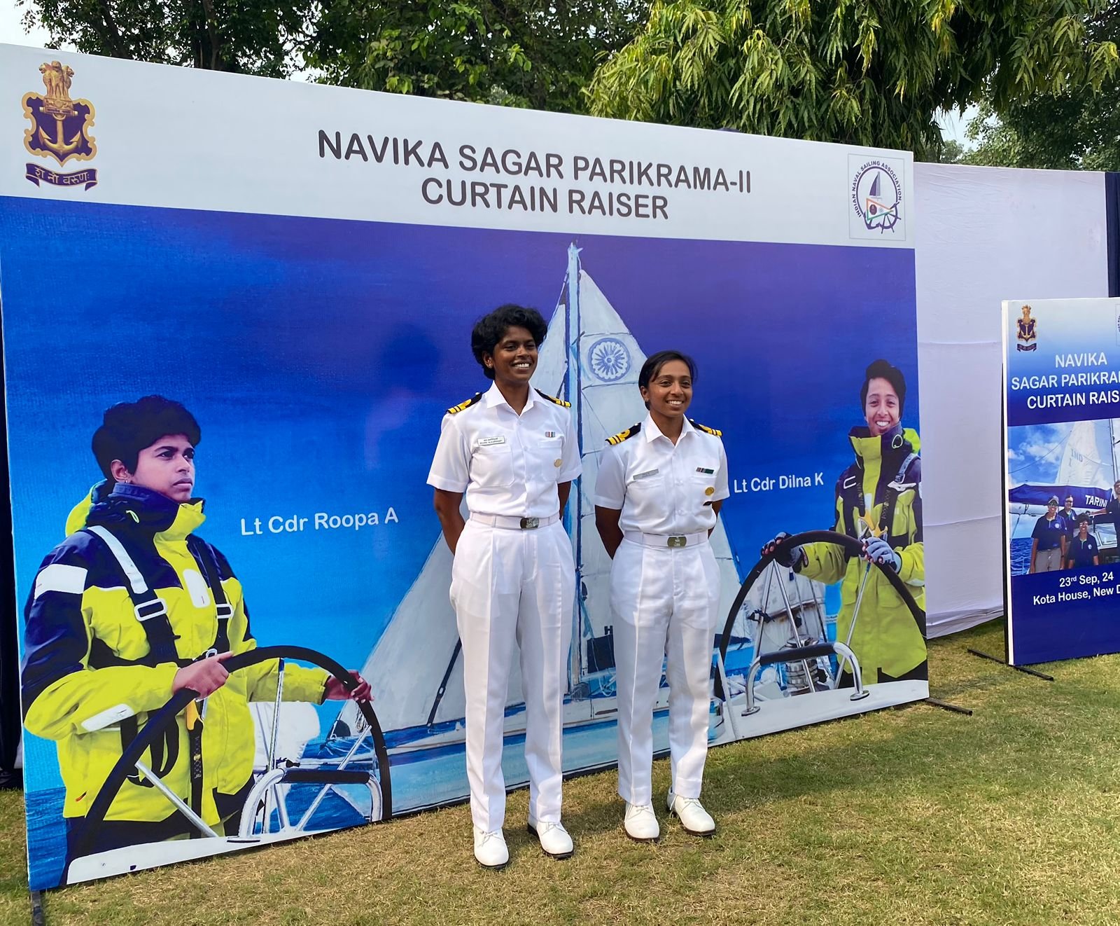 भारतीय नौसेना के दो अधिकारी नाविका सागर परिक्रमा अभियान के तहत दुनिया का चक्कर लगाएंगे
