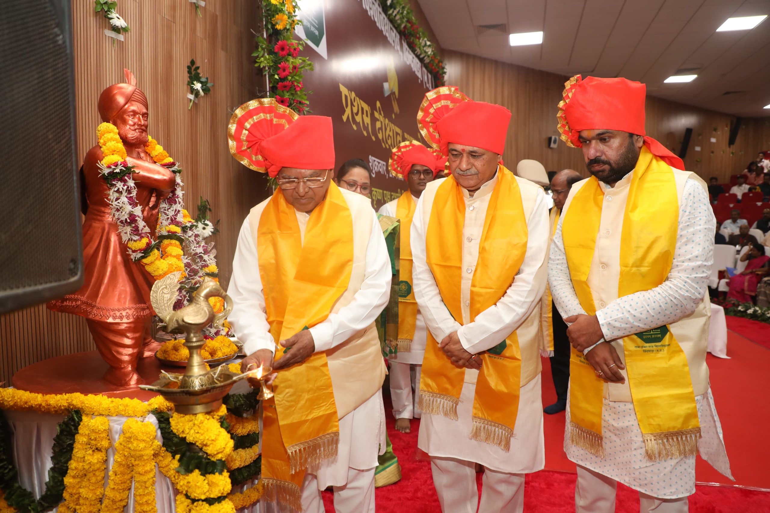 राज्यपाल मंगुभाई पटेल राजा शंकरशाह विश्वविद्यालय छिंदवाड़ा के प्रथम दीक्षांत समारोह में शामिल हुए