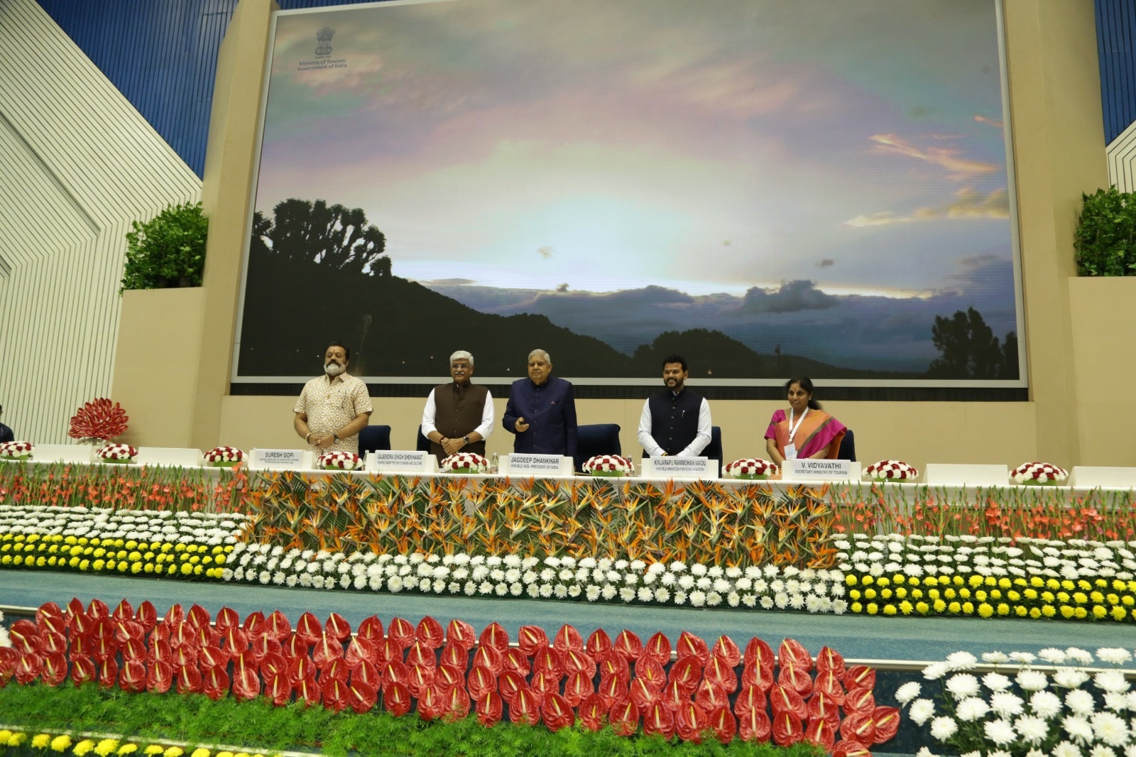 विश्व पर्यटन दिवसः पर्यटन मंत्रालय ने ‘पर्यटन मित्र’ और ‘पर्यटन दीदी’ नामक राष्ट्रीय दायित्‍वपूर्ण पहल शुरू की