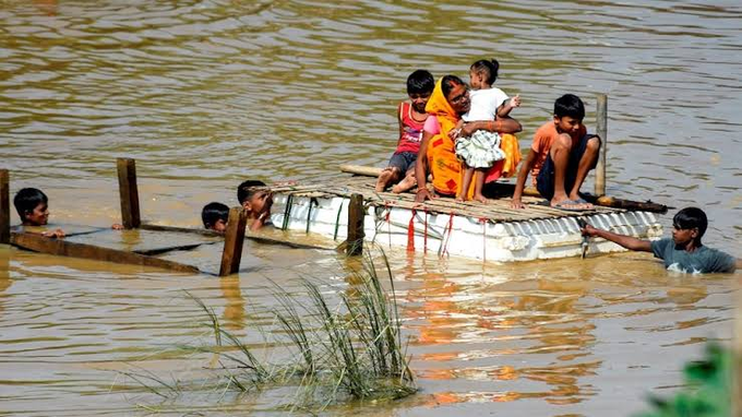 बिहारमध्ये पूरपरिस्थितीमुळे जनजीवन विस्कळीत