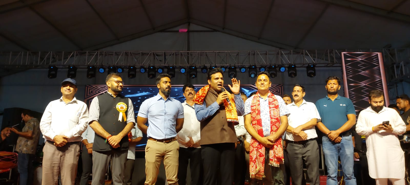 माता श्री चिंतपूर्णी महोत्सव की दूसरी सांस्कृतिक सन्ध्या की अध्यक्षता पर्यटन विकास निगम के अध्यक्ष एवं पर्यटन विकास बोर्ड के उपाध्यक्ष आर.एस बाली ने की