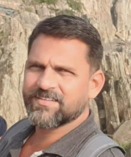 वन्यजीव रक्षक नीलेश बापट यांचं निधन